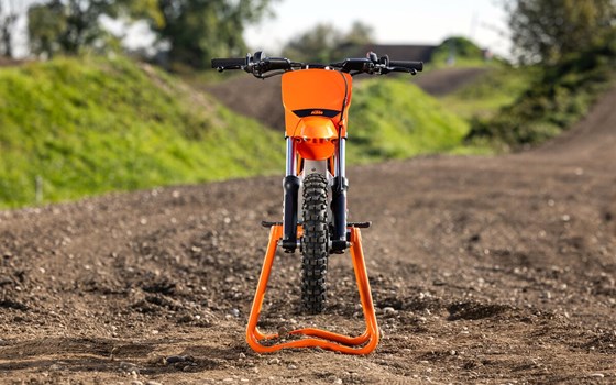 Neufahrzeug KTM SX-E 2 - Bild 6 Neufahrzeug KTM SX-E 2 - Bild 6
