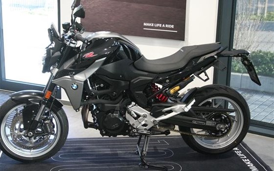 Gebrauchtmotorrad BMW F 900 R - Bild 2