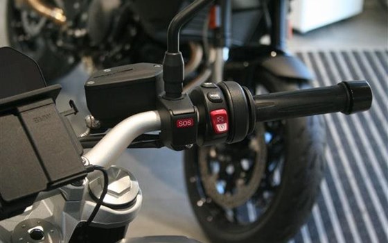 Gebrauchtmotorrad BMW F 900 R - Bild 5