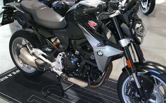 Gebrauchtmotorrad BMW F 900 R - Bild 6