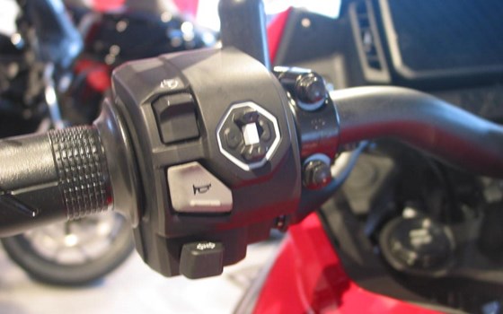 Neufahrzeug Honda NX500 - Bild 6