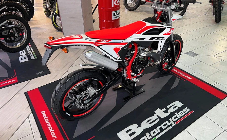 Angebot Beta RR 50 Motard Sport Bild 2: Angebot Beta RR 50 Motard Sport