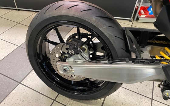 Neufahrzeug Ducati Hypermotard 698 Mono - Bild 13