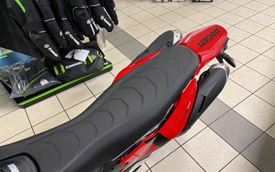 Neufahrzeug Ducati Hypermotard 698 Mono - Bild 3
