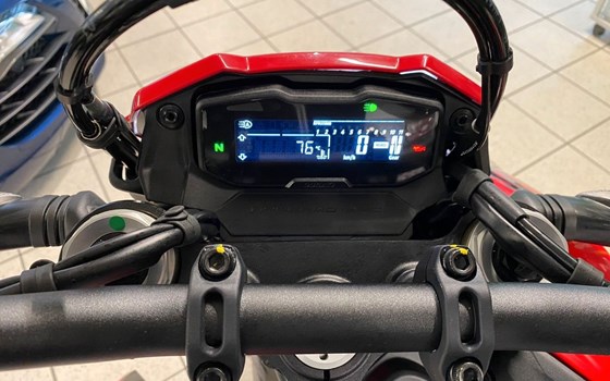 Neufahrzeug Ducati Hypermotard 698 Mono - Bild 4