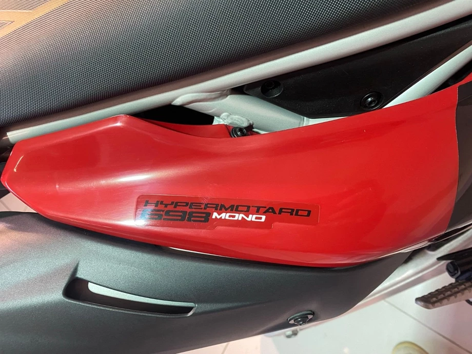 Angebot Ducati Hypermotard 698 Mono Bild 8: Angebot Ducati Hypermotard 698 Mono