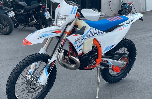 Neumotorrad KTM 250 EXC SIX DAYS