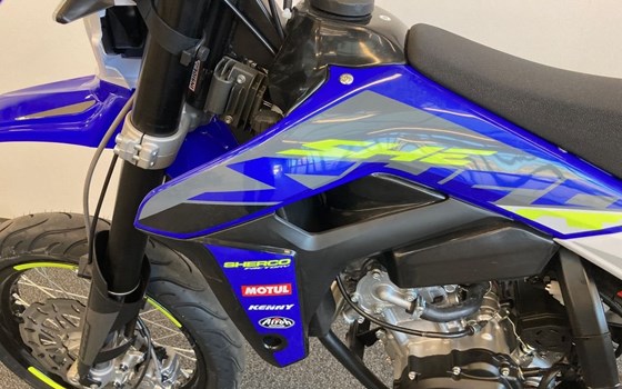 Neufahrzeug Sherco 125 4-Takt SE Factory RS - Bild 11