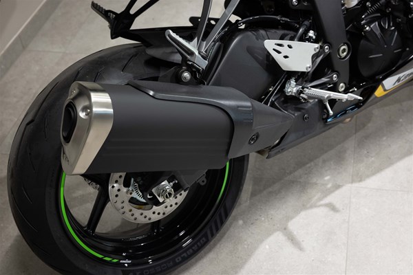 Kawasaki Ninja ZX-6R (GN2: Lime Green / Ebony) - Bild 6