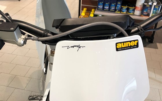 Gebrauchtmotorrad Stark Future Varg MX - Bild 2 Gebrauchtmotorrad Stark Future Varg MX - Bild 2