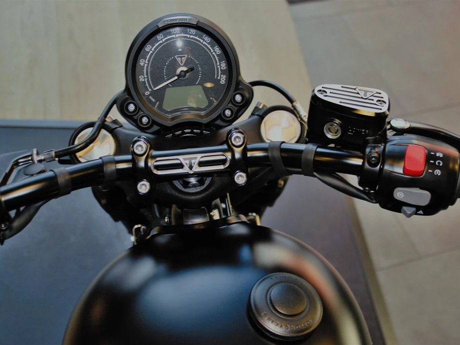 Angebot Triumph Bonneville Bobber Bild 4: Angebot Triumph Bonneville Bobber