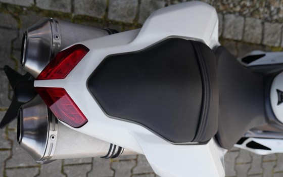 Gebrauchtmotorrad Ducati 848 - Bild 10