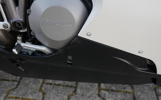Gebrauchtmotorrad Ducati 848 - Bild 9