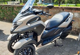 Gebrauchte Yamaha Tricity 300