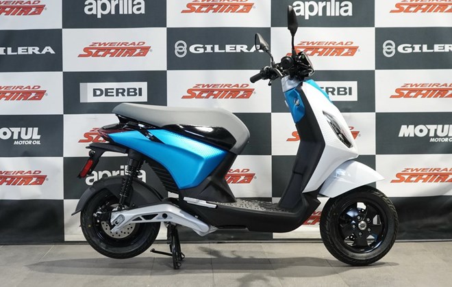 Piaggio 1 +