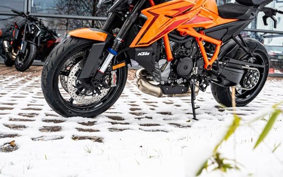 Neufahrzeug KTM 1390 Super Duke R EVO - Bild 10