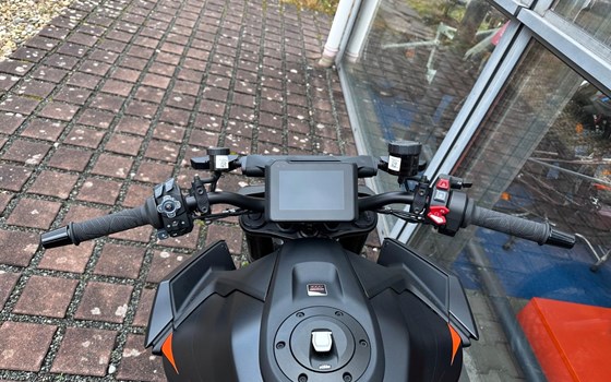 Neufahrzeug KTM 1390 Super Duke R EVO - Bild 12