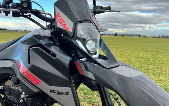 Neufahrzeug Malaguti XSM 125 Supermoto - Bild 4 Neufahrzeug Malaguti XSM 125 Supermoto - Bild 4