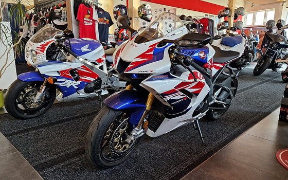 Gebrauchtmotorrad Honda CBR1000RR-R Fireblade - Bild 1