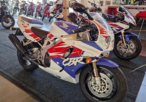 Honda CBR 900 RR Fireblade