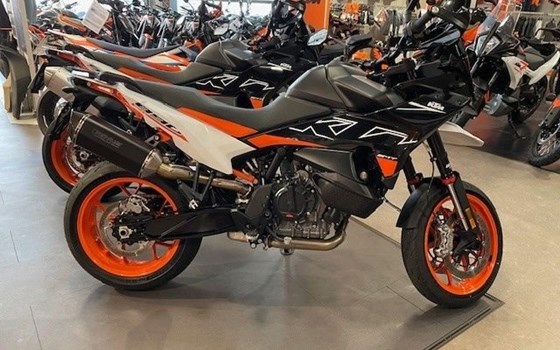 Gebrauchtmotorrad KTM 890 SMT - Bild 1