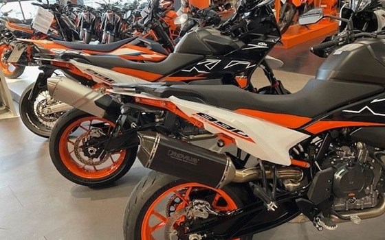 Gebrauchtmotorrad KTM 890 SMT - Bild 2