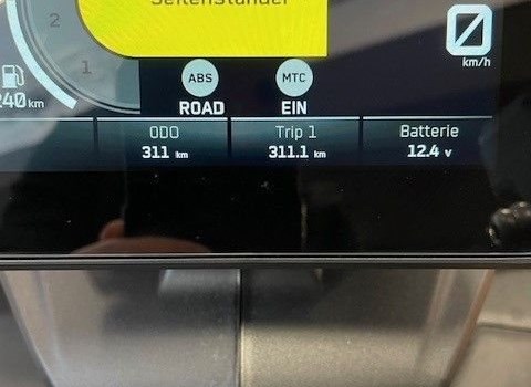 Gebrauchtmotorrad KTM 890 SMT - Bild 3