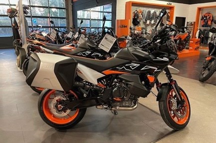 KTM 890 SMT