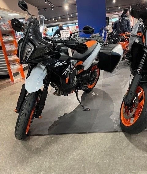 Angebot KTM 890 SMT Bild 2: Angebot KTM 890 SMT