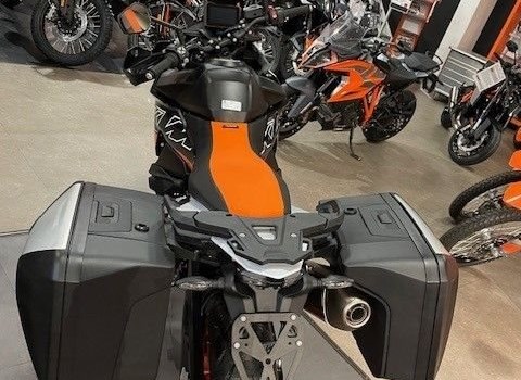 Neufahrzeug KTM 890 SMT - Bild 5