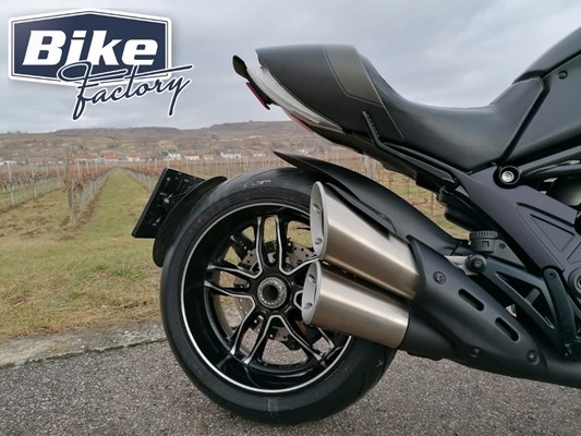 Ducati Diavel Carbon (schwarz) - Bild 6