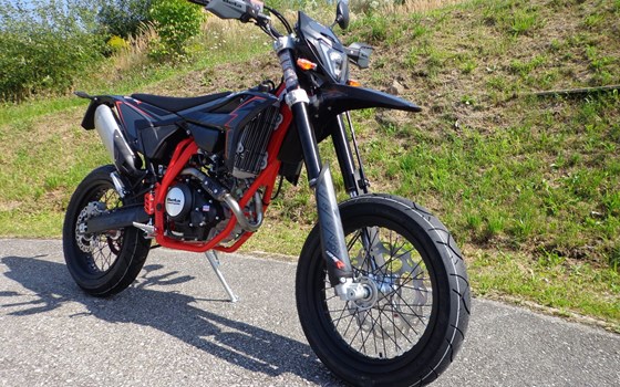 Neufahrzeug Beta RR 125 4T SM - Bild 6 Neufahrzeug Beta RR 125 4T SM - Bild 6