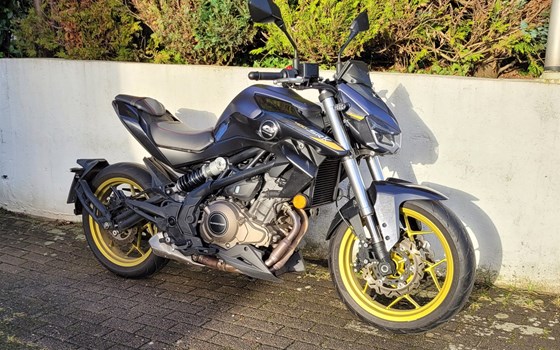 Gebrauchtmotorrad QJ Motor SRK 400 - Bild 3