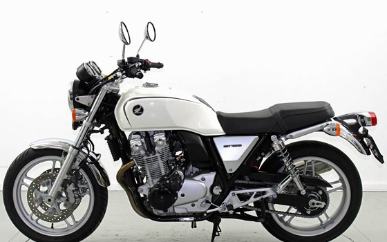 Motorrad Occasion Honda CB 1100 - Bild 5