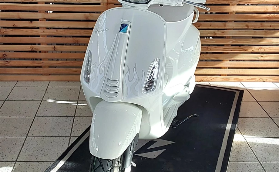 Angebot Vespa Sprint Justin Bieber X Vespa 125 Bild 3: Angebot Vespa Sprint Justin Bieber X Vespa 125