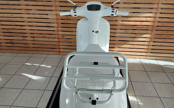 Neufahrzeug Vespa Sprint Justin Bieber X Vespa 125 - Bild 5