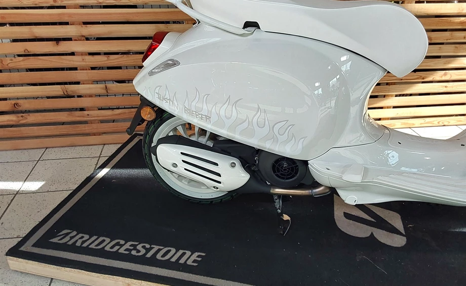 Angebot Vespa Sprint Justin Bieber X Vespa 125 Bild 6: Angebot Vespa Sprint Justin Bieber X Vespa 125