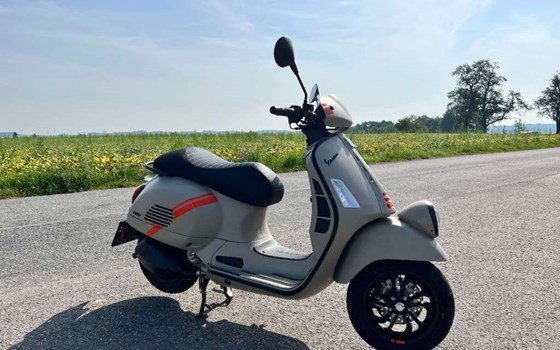 Neufahrzeug Vespa GTV 300 - Bild 3 Neufahrzeug Vespa GTV 300 - Bild 3