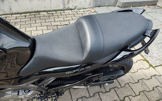 Gebrauchtmotorrad Suzuki SFV 650 Gladius - Bild 10