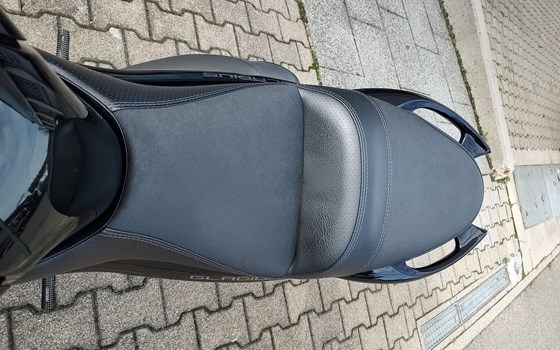 Gebrauchtmotorrad Suzuki SFV 650 Gladius - Bild 12