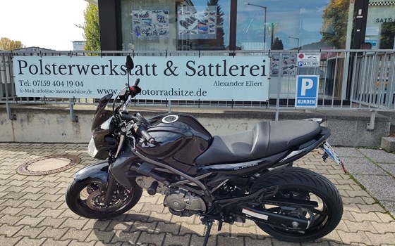 Gebrauchtmotorrad Suzuki SFV 650 Gladius - Bild 14