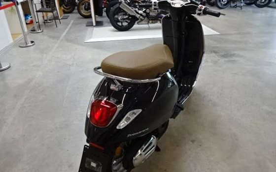 Neufahrzeug Vespa Primavera 125 - Bild 2