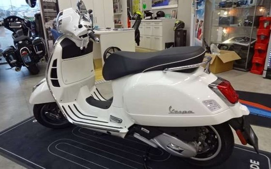 Neufahrzeug Vespa 125 Super - Bild 3