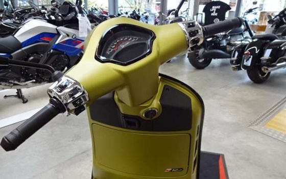 Neufahrzeug Vespa GTS 125 i.e. Super Sport - Bild 6