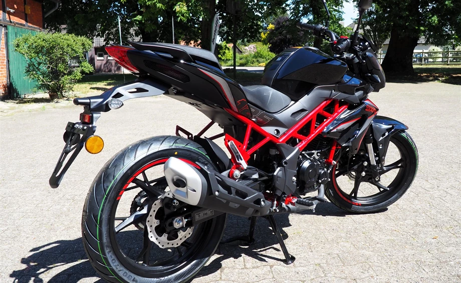 Angebot Benelli BN 125 Bild 6: Angebot Benelli BN 125