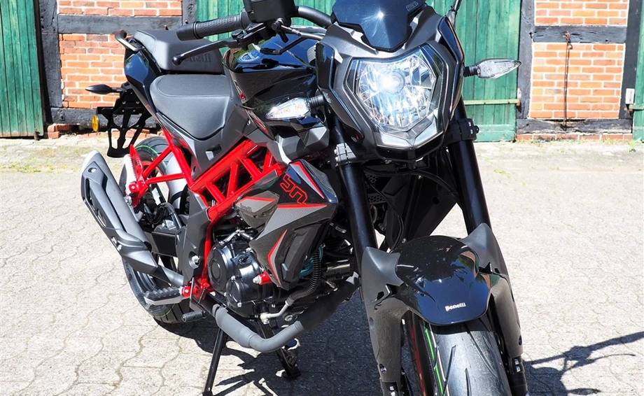 Angebot Benelli BN 125 Bild 7: Angebot Benelli BN 125