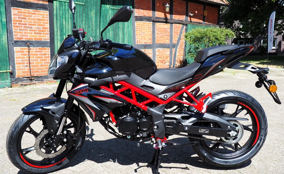 Angebot Benelli BN 125 Bild 2: Angebot Benelli BN 125