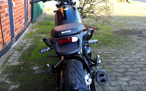 Neufahrzeug Benelli Leoncino 500 - Bild 8