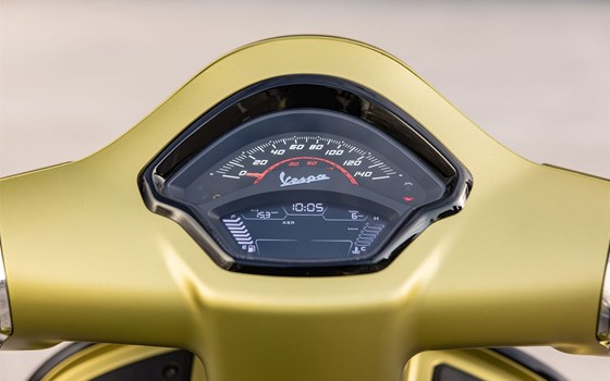 Neufahrzeug Vespa GTS 300 Super Sport - Bild 14