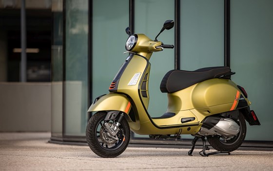Neufahrzeug Vespa GTS 300 Super Sport - Bild 6